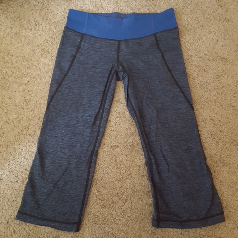 Lululemon crops  | 20% off with bundle